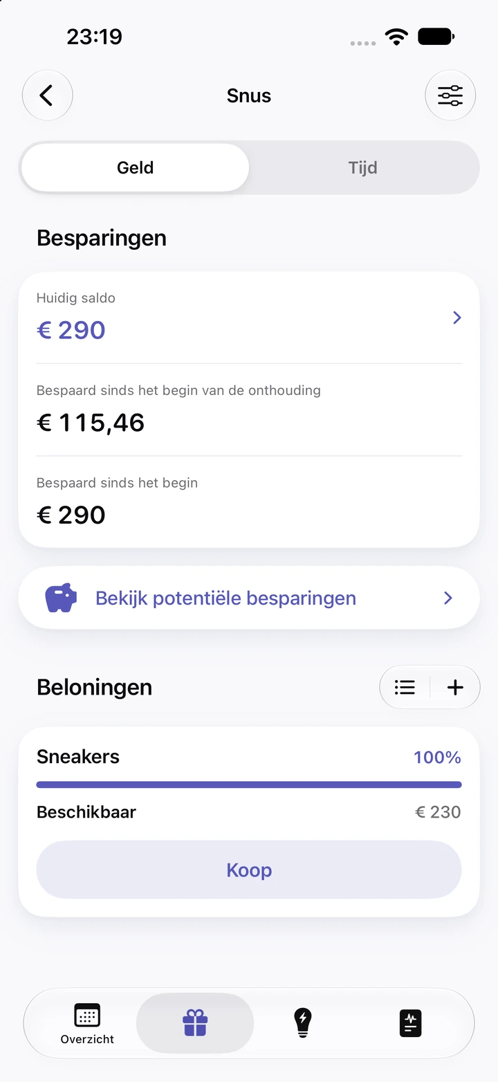 Snusbesparingen op het tabblad Geld: een huidig saldo van € 290, € 115,46 sinds het begin van de onthouding, € 290 sinds het begin en de beloning Sneakers van € 230 op 100% met de knop Koop